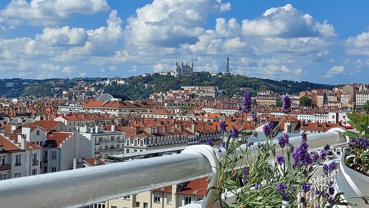 リヨンPlein Sud Terrasse Climatisation Garage Netflixアパートメント エクステリア 写真